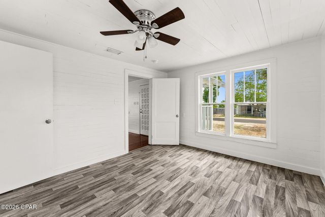 235 Central Avenue, Panama City, FL 32401