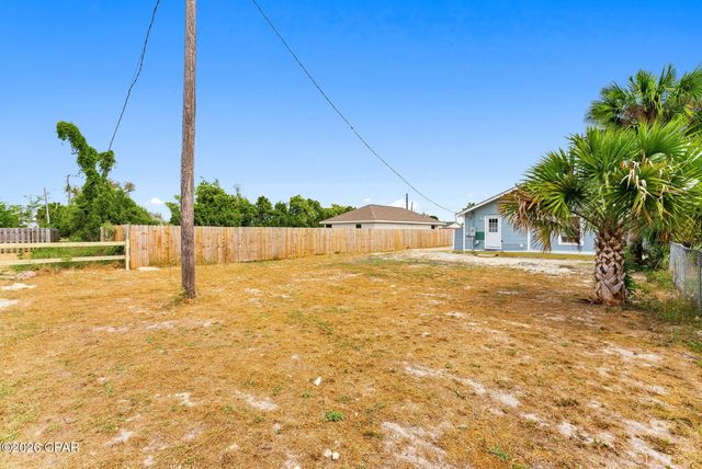 235 Central Avenue, Panama City, FL 32401