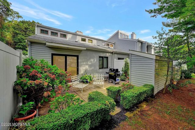 13 Helene Court, Tinton Falls, NJ 07724