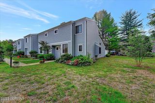13 Helene Court, Tinton Falls, NJ 07724