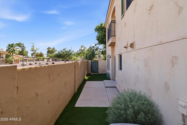 5015 E CHEYENNE Drive 17, Phoenix, AZ 85044