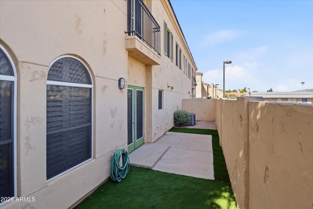 5015 E CHEYENNE Drive 17, Phoenix, AZ 85044