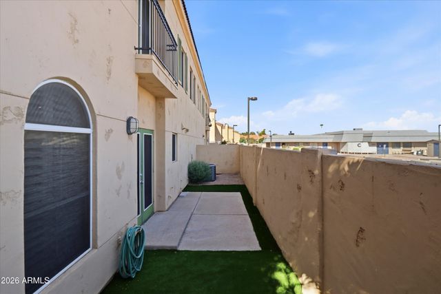 5015 E CHEYENNE Drive 17, Phoenix, AZ 85044