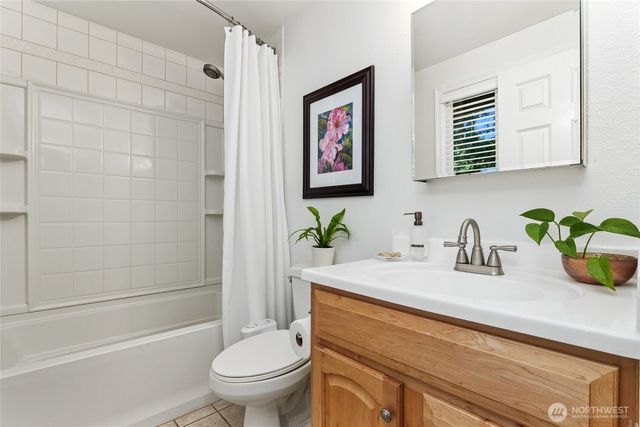 16242 NE 30th Street, Bellevue, WA 98008