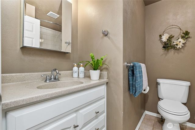 16242 NE 30th Street, Bellevue, WA 98008