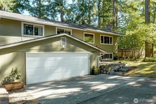 16242 NE 30th Street, Bellevue, WA 98008