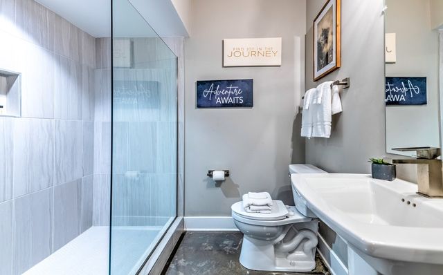 611 27th Ave, N, Nashville, TN 37209