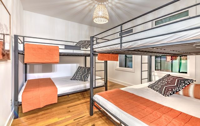 611 27th Ave, N, Nashville, TN 37209