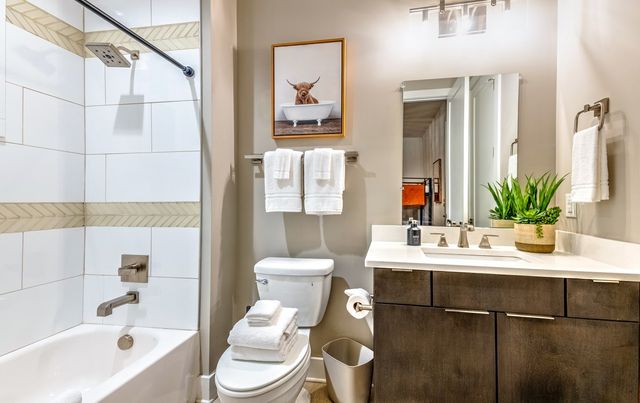 611 27th Ave, N, Nashville, TN 37209