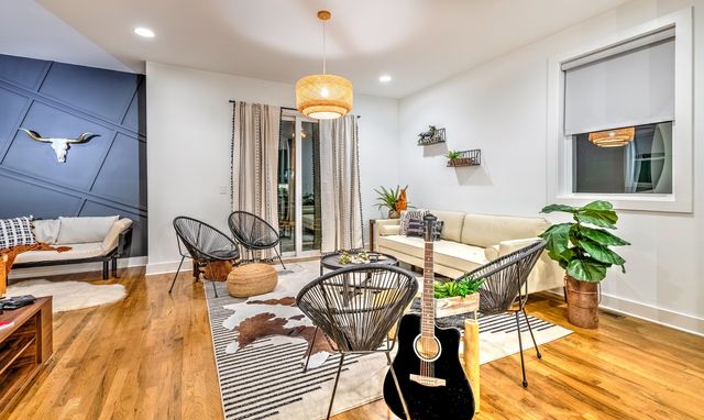 611 27th Ave, N, Nashville, TN 37209