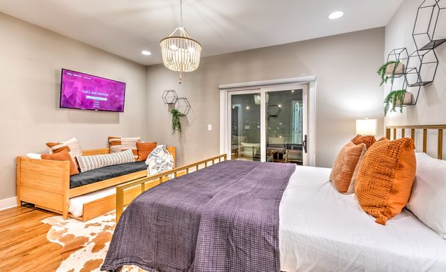 611 27th Ave, N, Nashville, TN 37209