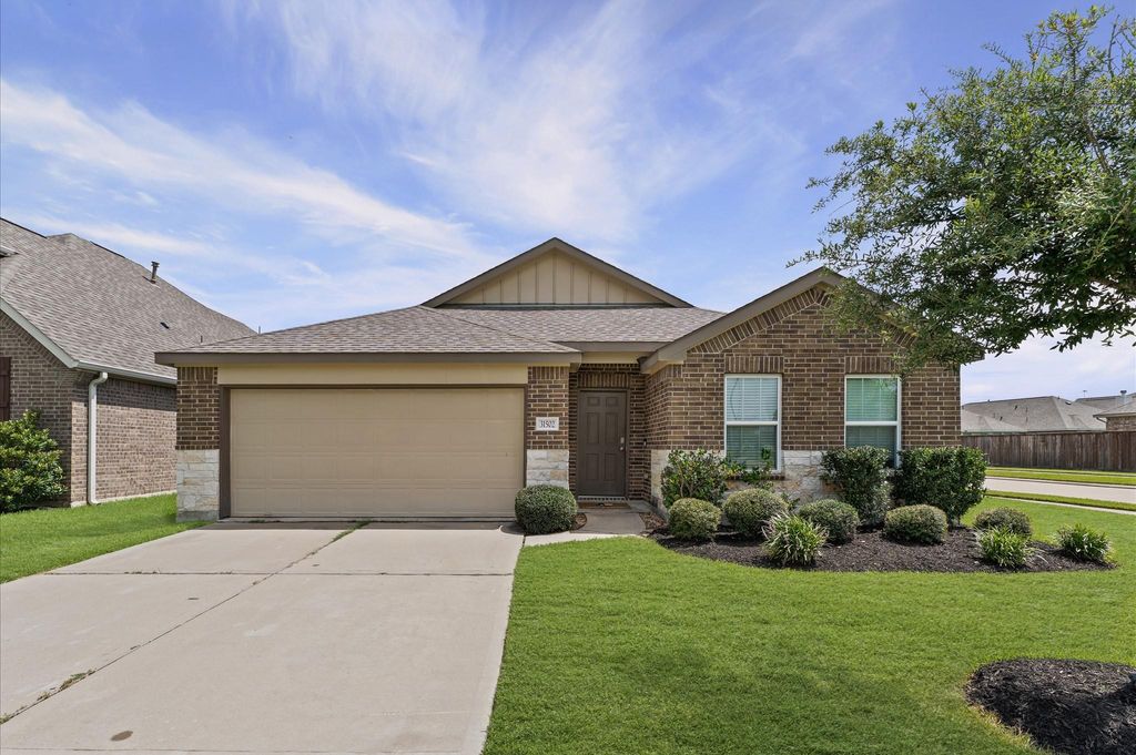 31502 Kailua Drive, Hockley, TX 77447