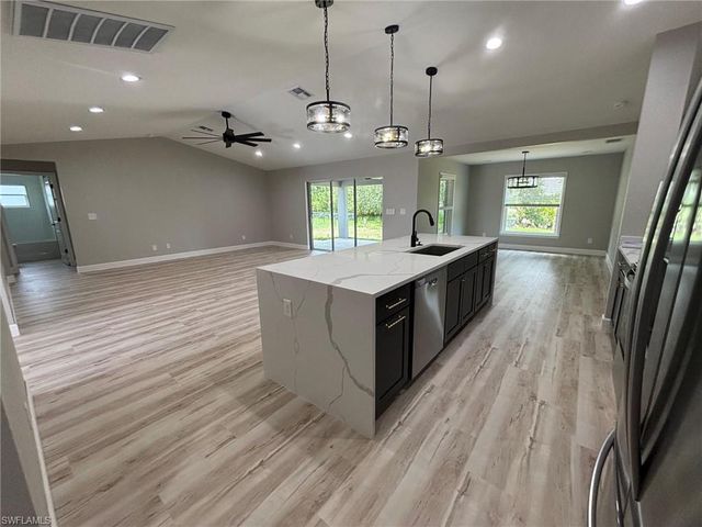 6 13th PL, Cape Coral, FL 33993