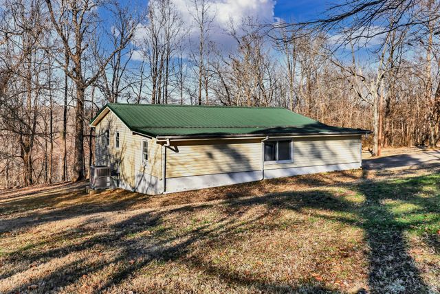 3419 Halliburton Cir, Palmyra, TN 37142