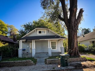 1398 LEFLORE PL, Memphis, TN 38106