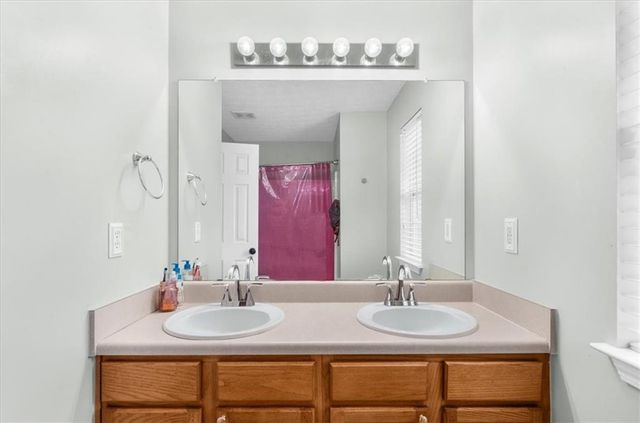 4935 Oak Meadow Lane, Oakwood, GA 30566