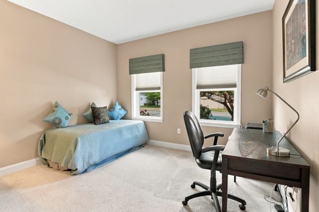 1 Hawthorne Path 1, Milford, MA 01757
