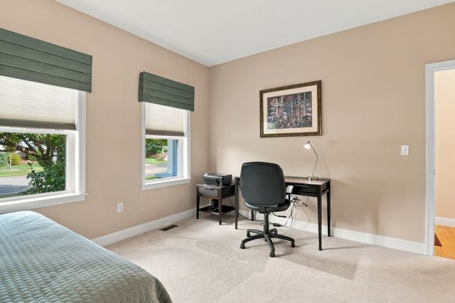 1 Hawthorne Path 1, Milford, MA 01757