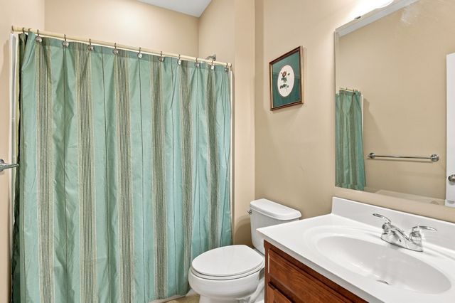 1 Hawthorne Path 1, Milford, MA 01757