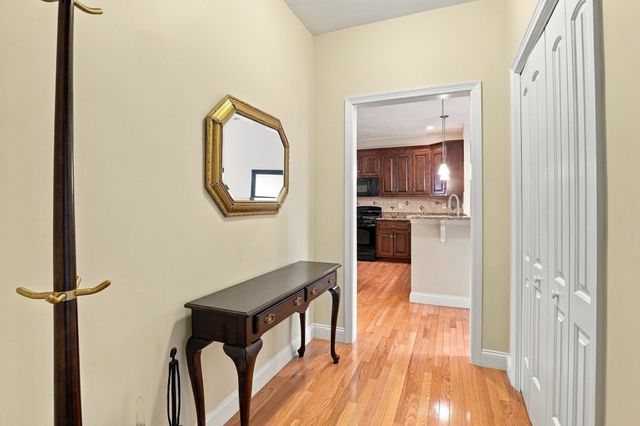 1 Hawthorne Path 1, Milford, MA 01757