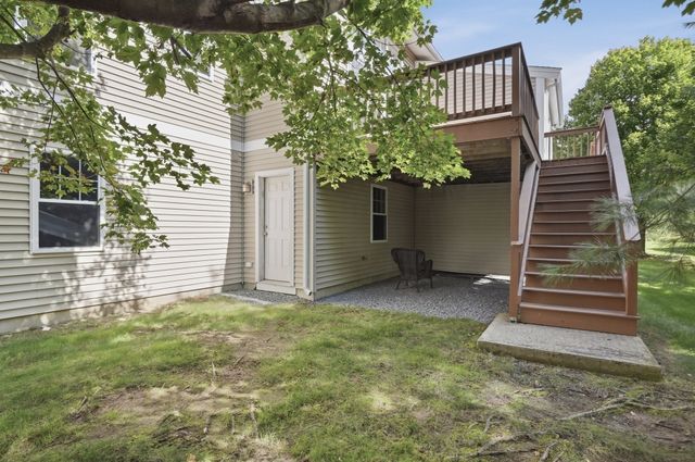 1 Hawthorne Path 1, Milford, MA 01757