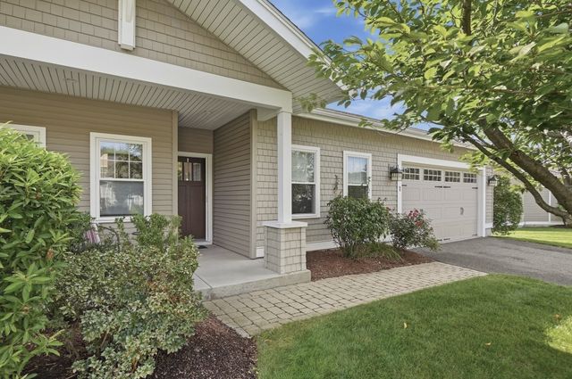 1 Hawthorne Path 1, Milford, MA 01757