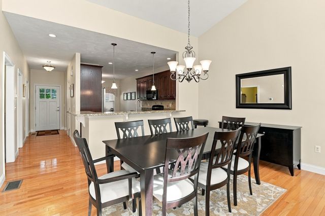 1 Hawthorne Path 1, Milford, MA 01757