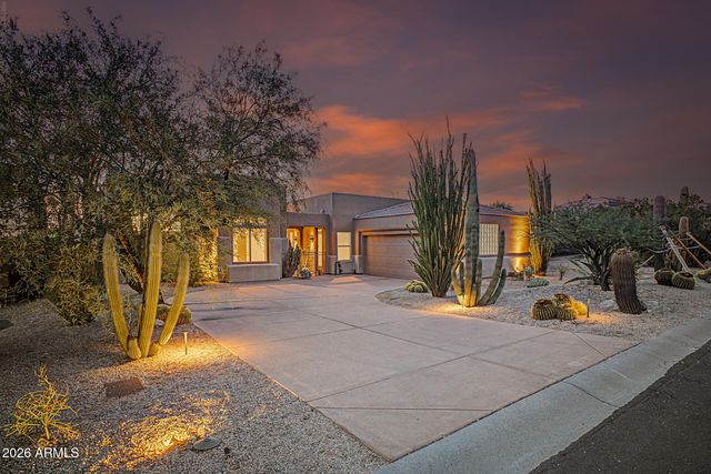 11156 E DALE Lane, Scottsdale, AZ 85262