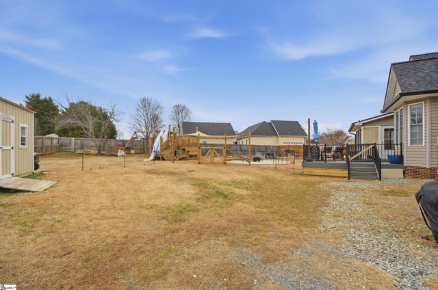 1080 Corie Crest Drive, Boiling Springs, SC 29316