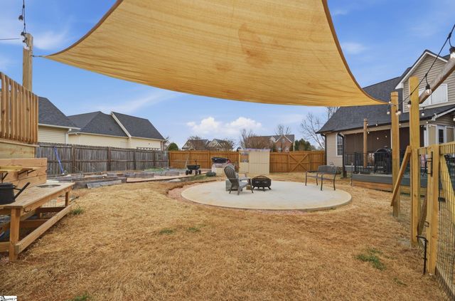 1080 Corie Crest Drive, Boiling Springs, SC 29316