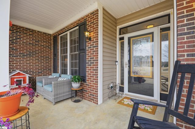 1080 Corie Crest Drive, Boiling Springs, SC 29316