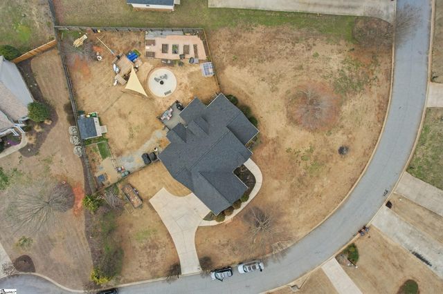 1080 Corie Crest Drive, Boiling Springs, SC 29316