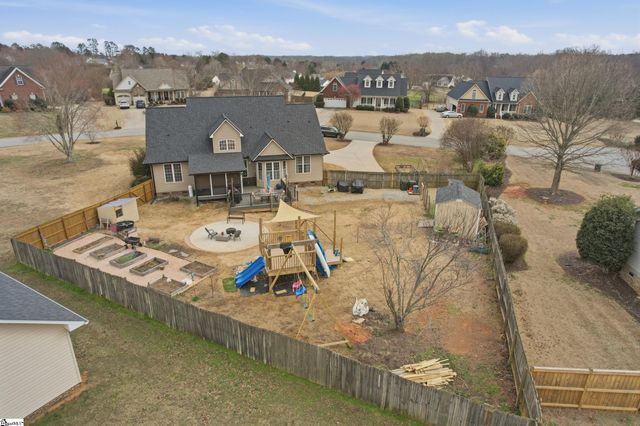 1080 Corie Crest Drive, Boiling Springs, SC 29316