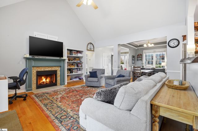 1080 Corie Crest Drive, Boiling Springs, SC 29316