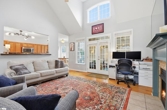 1080 Corie Crest Drive, Boiling Springs, SC 29316