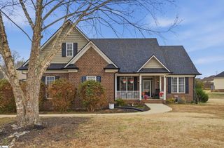 1080 Corie Crest Drive, Boiling Springs, SC 29316