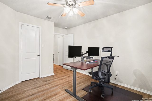 238 Holland Park, Schertz, TX 78108