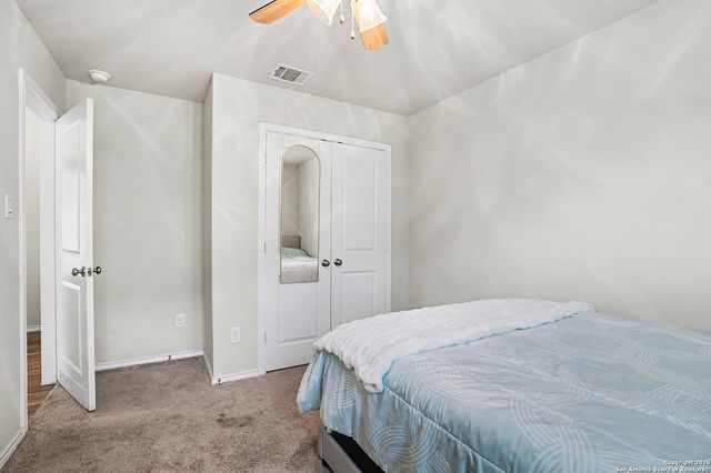 238 Holland Park, Schertz, TX 78108