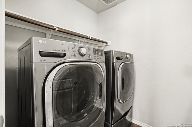 238 Holland Park, Schertz, TX 78108