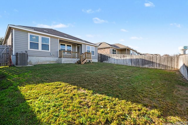 238 Holland Park, Schertz, TX 78108