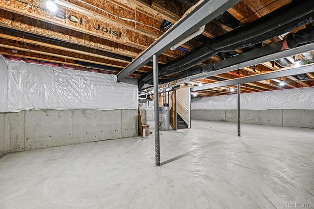 58574 Blackstone Way, Lyon Charter Township, MI 48178