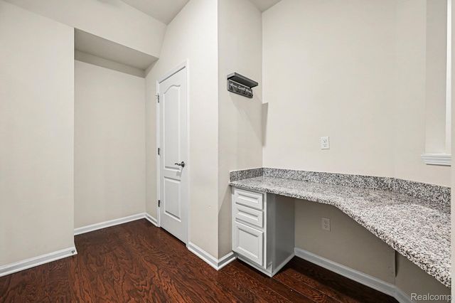 58574 Blackstone Way, Lyon Charter Township, MI 48178