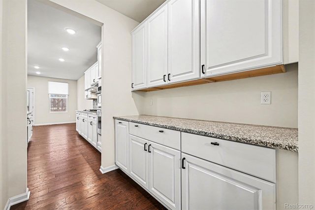 58574 Blackstone Way, Lyon Charter Township, MI 48178