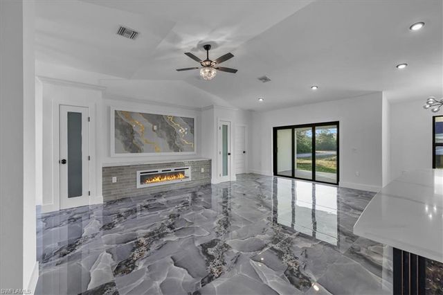 4017 36th ST SW, Lehigh Acres, FL 33976