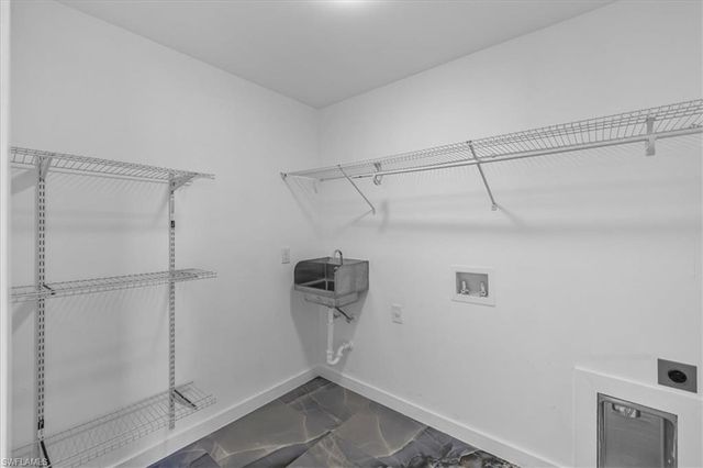 4017 36th ST SW, Lehigh Acres, FL 33976