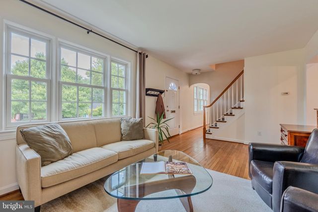 2018 N QUANTICO ST, Arlington, VA 22205