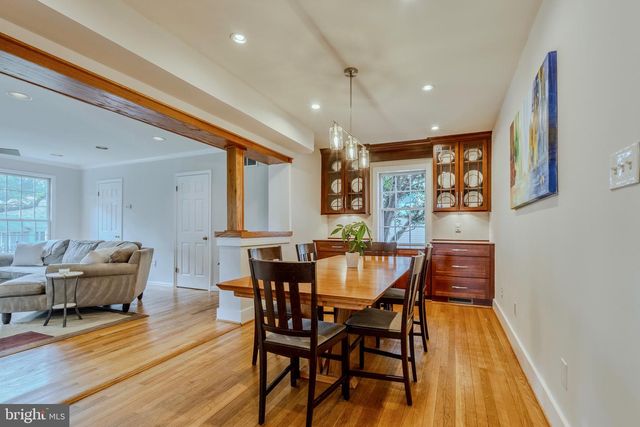 2018 N QUANTICO ST, Arlington, VA 22205