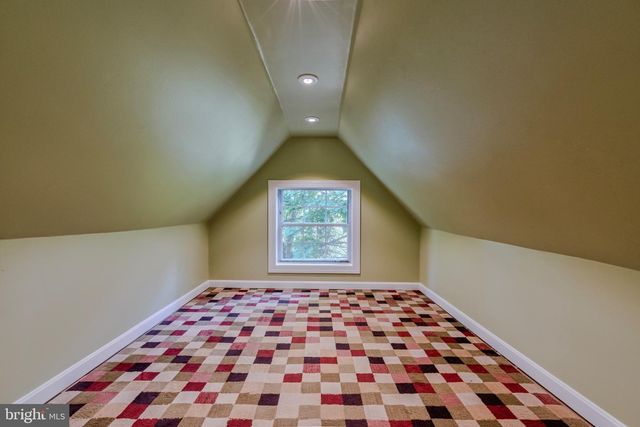 2018 N QUANTICO ST, Arlington, VA 22205