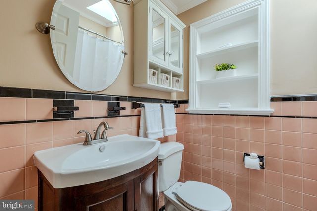 2018 N QUANTICO ST, Arlington, VA 22205