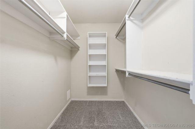 19621 E 39th Street S, Broken Arrow, OK 74014